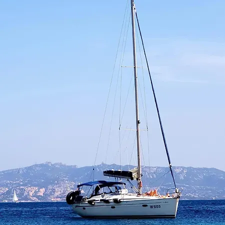 Πλωτό κατάλυμα Sibillacharter Πεσκάρα